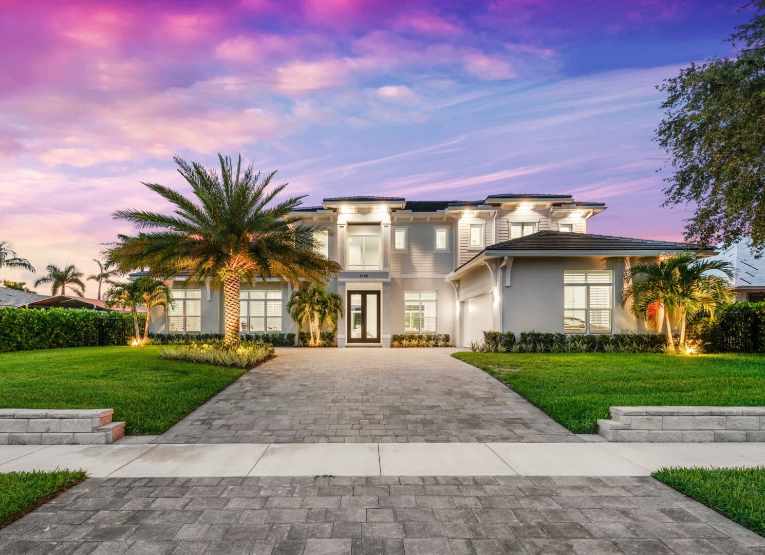 A Florida Home at dusk 
